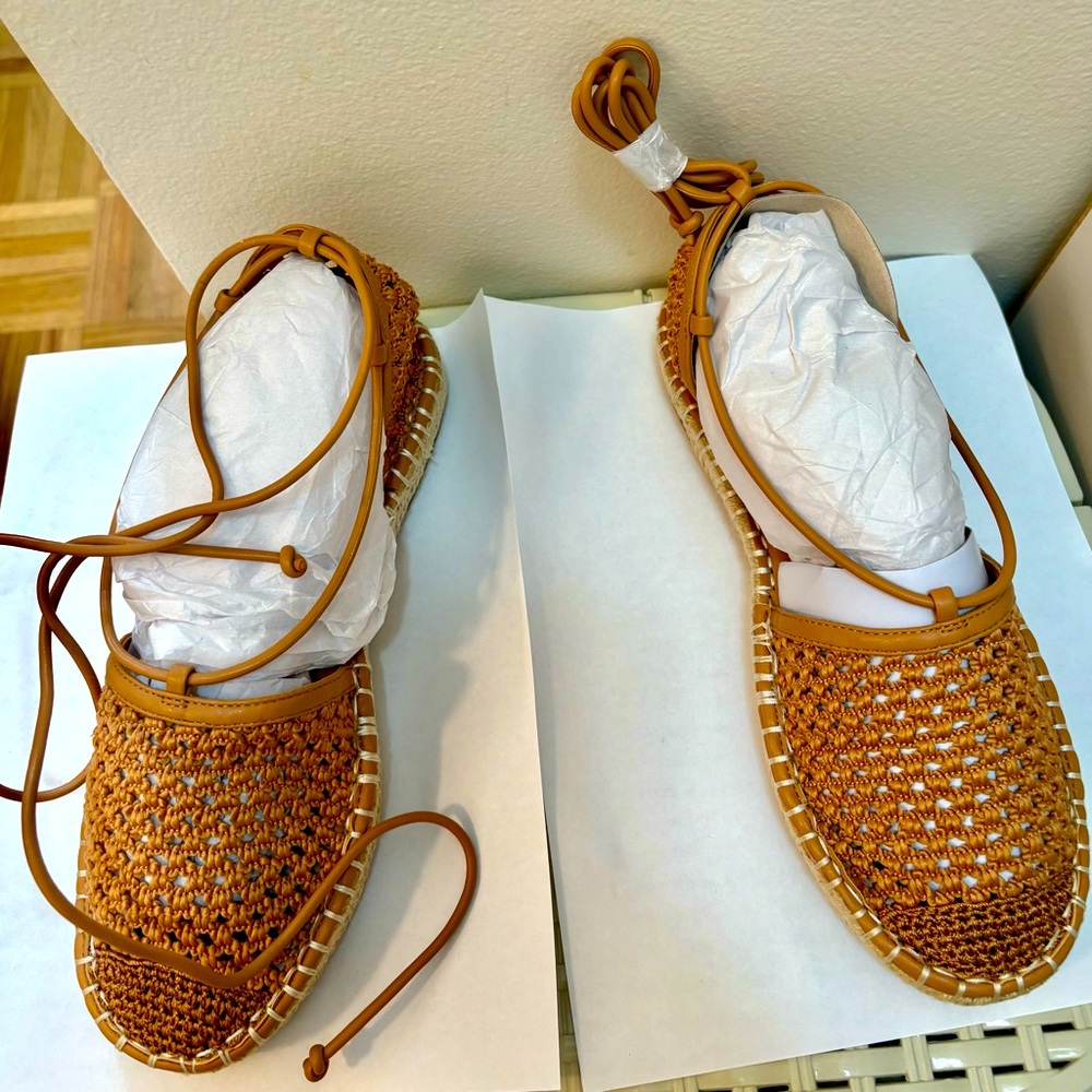 Brand new netted espadrille